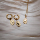 OVAL HEART - Halskette mit herzförmigem Anhänger aus Gold