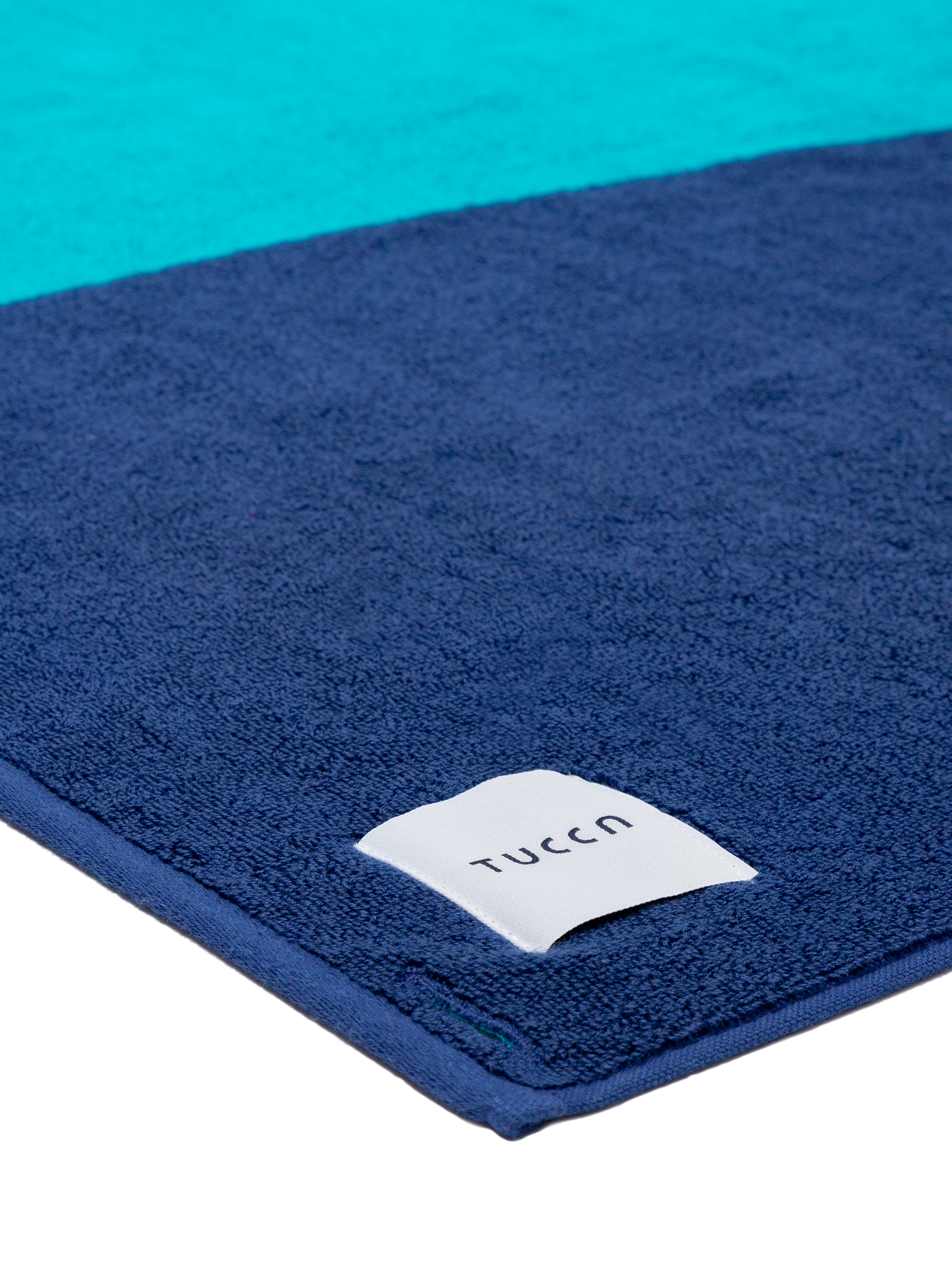 Premium Strandtuch aus 100 % Bio-Baumwolle mit Verbindungsfunktion – Tucca Swell
